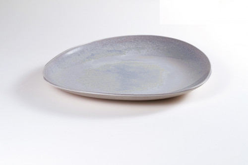 Assiette coupe plate triangulaire gris porcelaine 29,4x25,6 cm Tama Astera